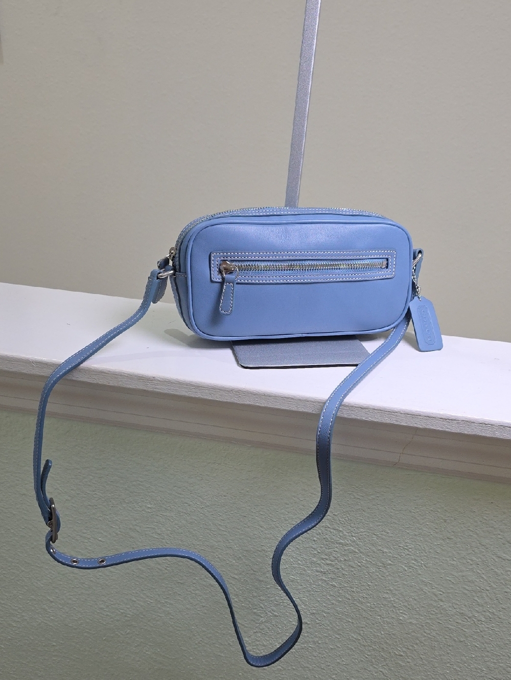 COACH 9589 Y2K Vintage Denim Blue Smooth Leather Camera Crossbody EUC
